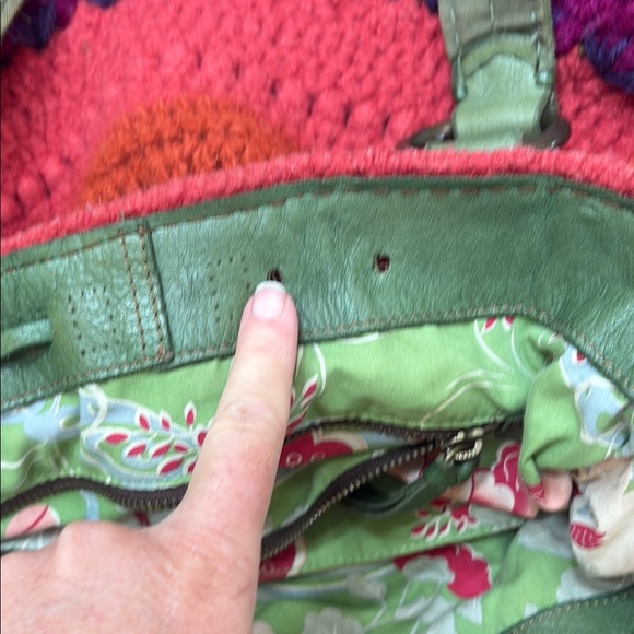 Vintage Lucky Brand crochet felted Red Purple boho sweater Bag w leather straps - Picture 8 of 8